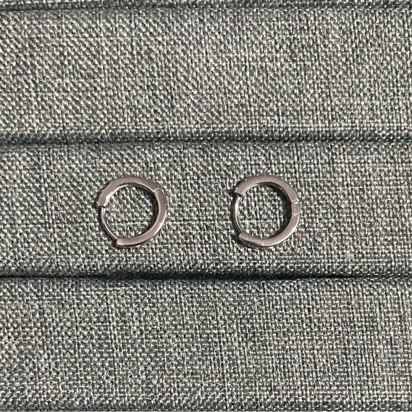 NWOT Sterling Silver Huggies Hoops - Picture 2 of 5